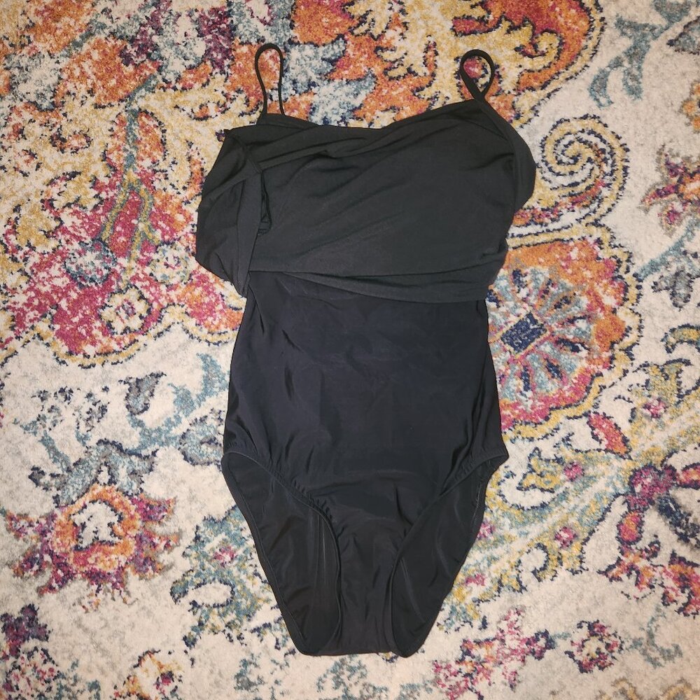 Black One-Piece Swimsuit with built-in Cover โ M (8/10) NWT - Picture 6 of 12